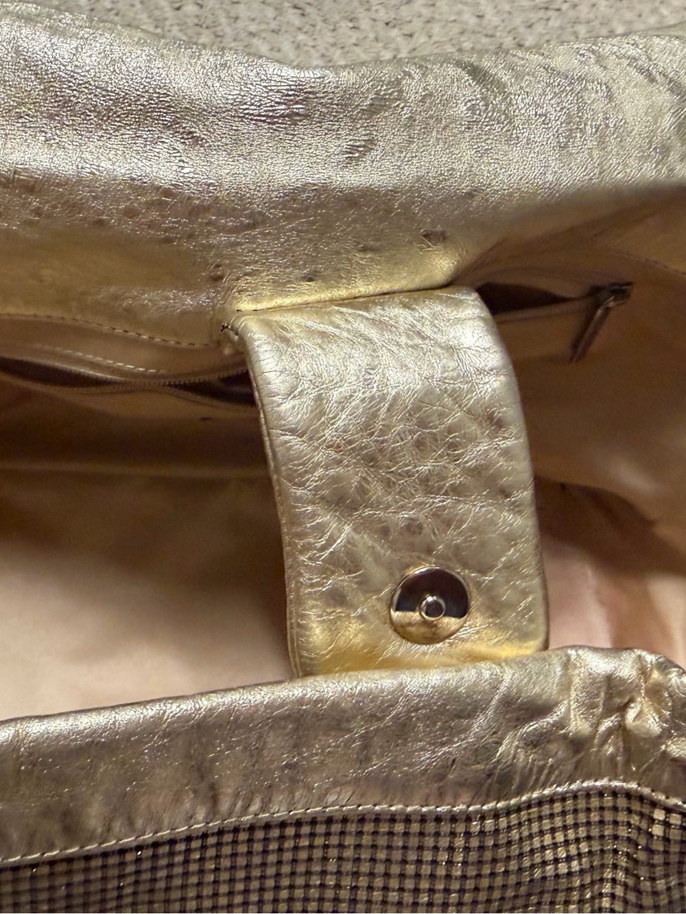 Metallic Gold Chain Shoulder Bag - Picture 5 of 12